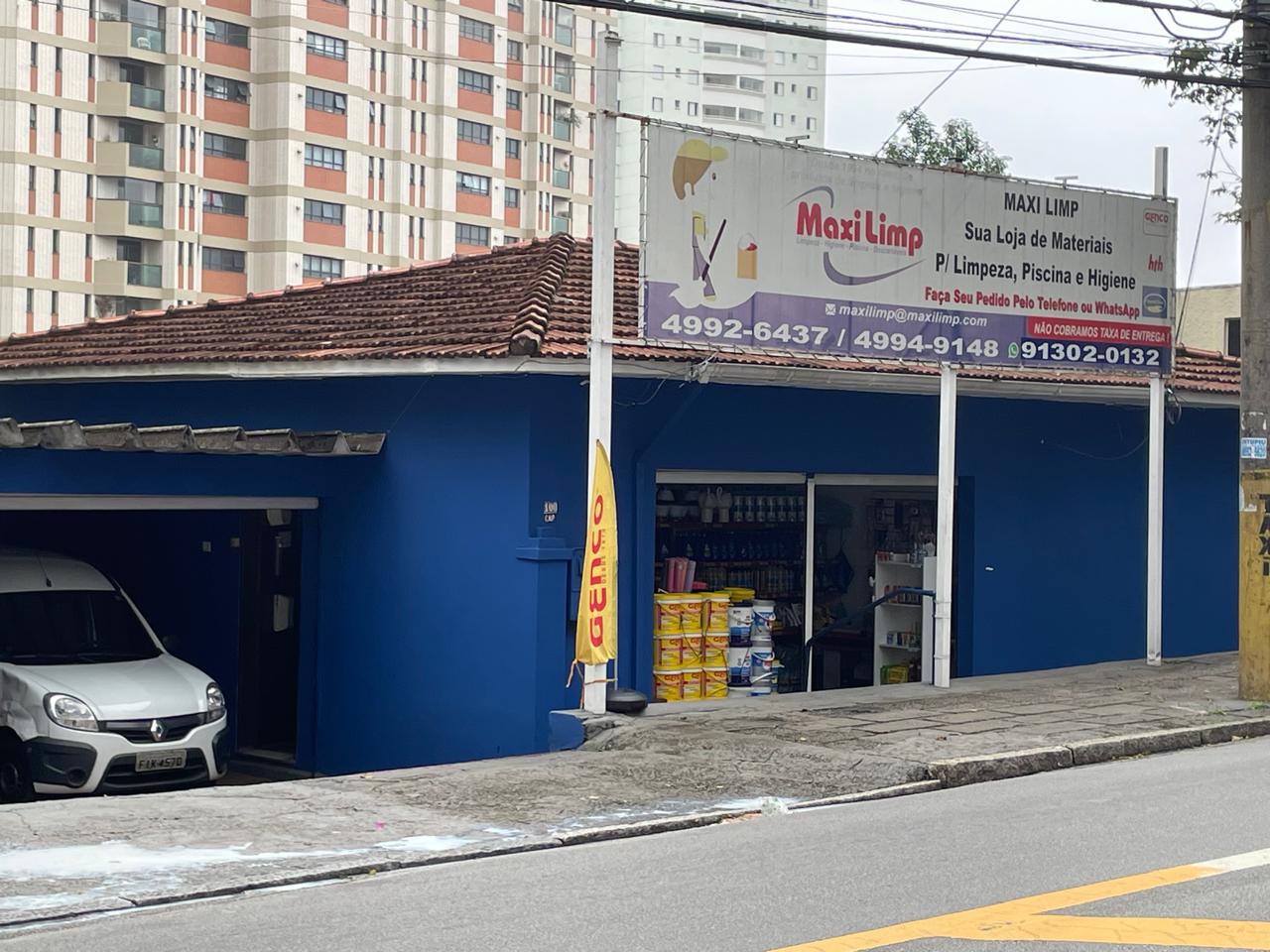 Fachada da Loja Maxi Limp